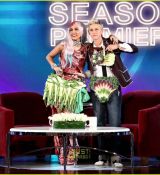 meat-dress-lady-gaga-09.jpg