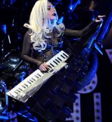 Filename=Performance-44.jpg
Filesize=101KiB
Dimensions=396x600
Date added=Sep 25, 2011 Performance-44.jpg