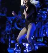 Nom du fichier=GGVHQ23.jpg
Taille du fichier=937Ko
Dimensions : 2508x3345
Ajouté le : 12 Mai 2013 GGVHQ23.jpg