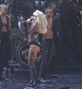 Nom du fichier=Gaga_28629.jpg
Taille du fichier=87Ko
Dimensions : 1000x666
Ajouté le : 11 Décembre 2011 Gaga_28629.jpg