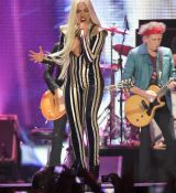 Nom du fichier=GGVHQ07.jpg
Taille du fichier=1549Ko
Dimensions : 2747x3500
Ajouté le : 12 Mai 2013 GGVHQ07.jpg