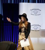 Filename=21.jpg
Filesize=60KiB
Dimensions=640x426
Date added=Oct 10, 2012 21.jpg