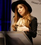 Filename=24.jpg
Filesize=35KiB
Dimensions=319x480
Date added=Oct 10, 2012 24.jpg