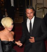 Filename=Gagavision01.jpg
Filesize=595KiB
Dimensions=1744x1744
Date added=Sep 06, 2014 Gagavision01.jpg