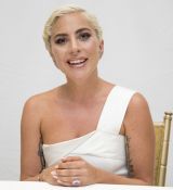 Nom du fichier=GGV08.jpg
Taille du fichier=205Ko
Dimensions : 1638x2048
Ajouté le : 10 Septembre 2018 GGV08.jpg