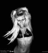 Filename=clefUSBbtw_282729.jpg
Filesize=133KiB
Dimensions=1200x1200
Date added=Oct 02, 2011 clefUSBbtw_282729.jpg