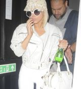 Filename=GGVHQ04.jpg
Filesize=297KiB
Dimensions=1232x1744
Date added=May 18, 2013 GGVHQ04.jpg