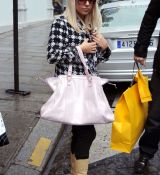 Filename=GGVHQ03.jpg
Filesize=803KiB
Dimensions=1867x2969
Date added=May 19, 2013 GGVHQ03.jpg