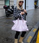 Filename=GGVHQ04.jpg
Filesize=920KiB
Dimensions=2012x3026
Date added=May 19, 2013 GGVHQ04.jpg