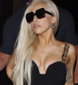 Filename=x17_gaga081011_06.jpg
Filesize=44KiB
Dimensions=638x750
Date added=May 01, 2013 x17_gaga081011_06.jpg