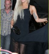 Filename=lady-gaga-sheer-dress-recording-studio-04.jpg
Filesize=214KiB
Dimensions=768x1222
Date added=Aug 14, 2011 lady-gaga-sheer-dress-recording-studio-04.jpg