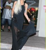 Filename=lady-gaga-sheer-dress-recording-studio-06.jpg
Filesize=240KiB
Dimensions=775x1222
Date added=Aug 14, 2011 lady-gaga-sheer-dress-recording-studio-06.jpg
