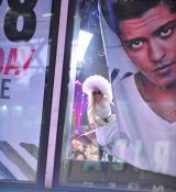 Filename=GAGAMTV_284029.jpg
Filesize=918KiB
Dimensions=2439x3000
Date added=Aug 20, 2011 GAGAMTV_284029.jpg