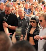 Filename=GGVHQ01.jpg
Filesize=455KiB
Dimensions=2400x1827
Date added=May 16, 2013 GGVHQ01.jpg
