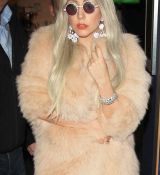 Filename=gaga-110111-8.jpg
Filesize=72KiB
Dimensions=500x800
Date added=Nov 02, 2011 gaga-110111-8.jpg