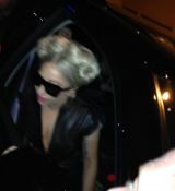 Filename=Af8shSBCAAA_i4Q.jpg
Filesize=26KiB
Dimensions=600x800
Date added=Dec 06, 2011 Af8shSBCAAA_i4Q.jpg