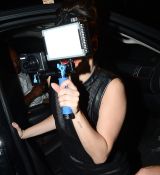 Filename=Gagaarrivee_281929.jpg
Filesize=708KiB
Dimensions=2140x2675
Date added=Aug 13, 2013 Gagaarrivee_281929.jpg