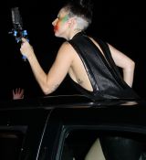 Filename=Gagaarrivee_28529.jpg
Filesize=906KiB
Dimensions=3456x5184
Date added=Aug 13, 2013 Gagaarrivee_28529.jpg