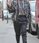 Nom du fichier=GGV15.jpg
Taille du fichier=620Ko
Dimensions : 1384x2720
Ajouté le : 07 Décembre 2013 GGV15.jpg