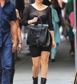 Filename=015.jpg
Filesize=250KiB
Dimensions=1480x2400
Date added=Jun 30, 2013 015.jpg