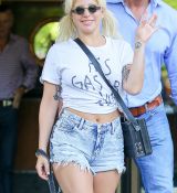 Nom du fichier=GGV16.jpg
Taille du fichier=1509Ko
Dimensions : 2400x3600
Ajouté le : 23 Juin 2015 GGV16.jpg