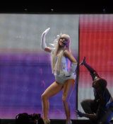 Nom du fichier=GGVHQ03.jpg
Taille du fichier=2037Ko
Dimensions : 3097x2073
Ajouté le : 22 Mai 2013 GGVHQ03.jpg