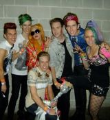 Filename=23backstages_28329.jpg
Filesize=72KiB
Dimensions=700x525
Date added=Jun 28, 2012 23backstages_28329.jpg