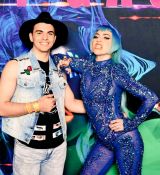 Filename=GGV28.jpg
Filesize=215KiB
Dimensions=1024x1016
Date added=Oct 27, 2019 GGV28.jpg